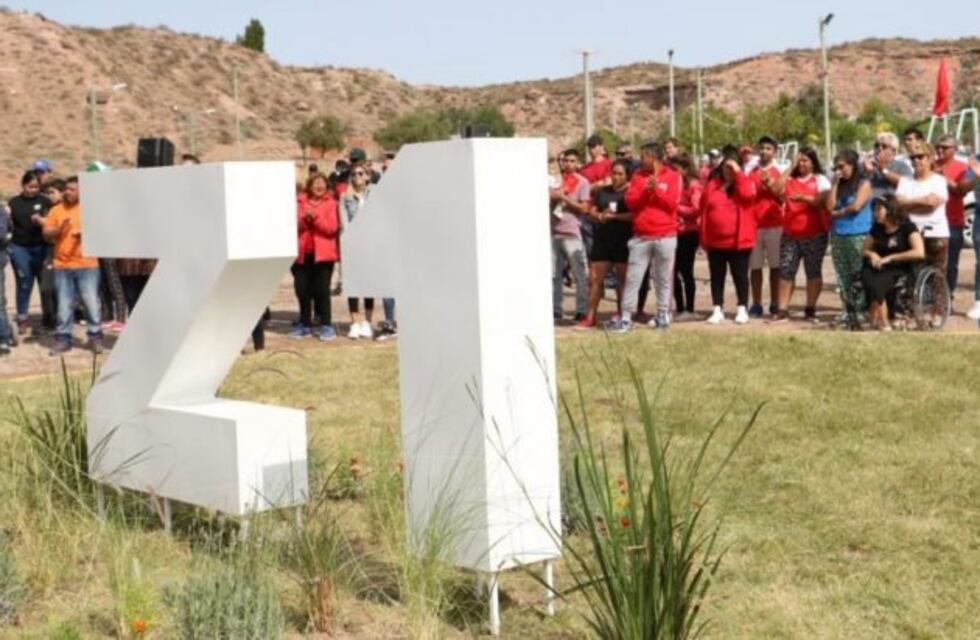 Omar Gutiérrez y Mariano Gaido inauguraron las obras en el barrio Z1