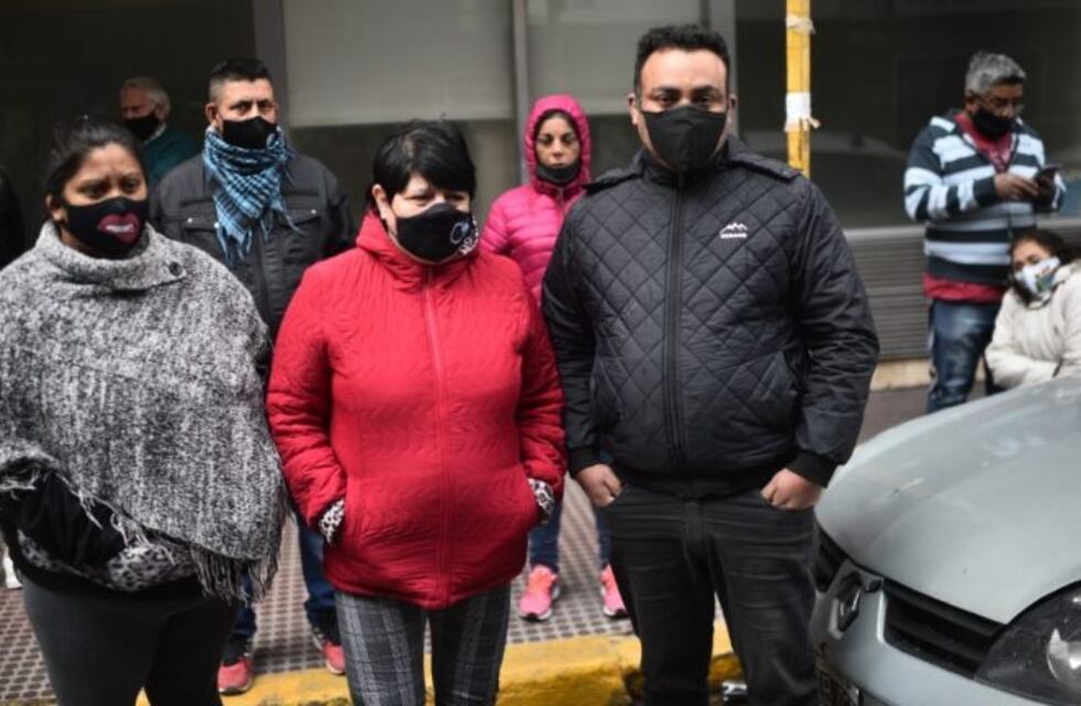 Le hicieron el hisopado, falleció, no tienen el resultado y no le entregan el cuerpo a su familiares