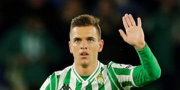 Soccer Football - Europa League - Group Stage - Group F - Real Betis v AC Milan - Estadio Benito Villamarin, Seville, Spain - November 8, 2018 Real Betis' Giovani Lo Celso celebrates scoring their first goal REUTERS/Marcelo del Pozo españa campeonato torneo liga europea Europa League futbol futbolistas partido real betis milan
