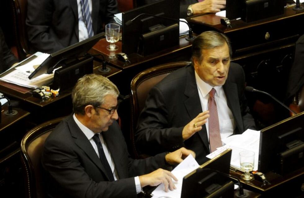 Angel Rozas tuvo una afección cardíaca y le colocaron tres stents