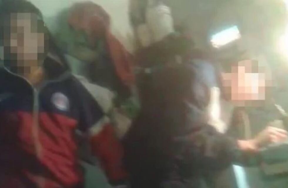 Filtran video con abuso sexual en la cárcel: le puso el pene en la cara a otros reos