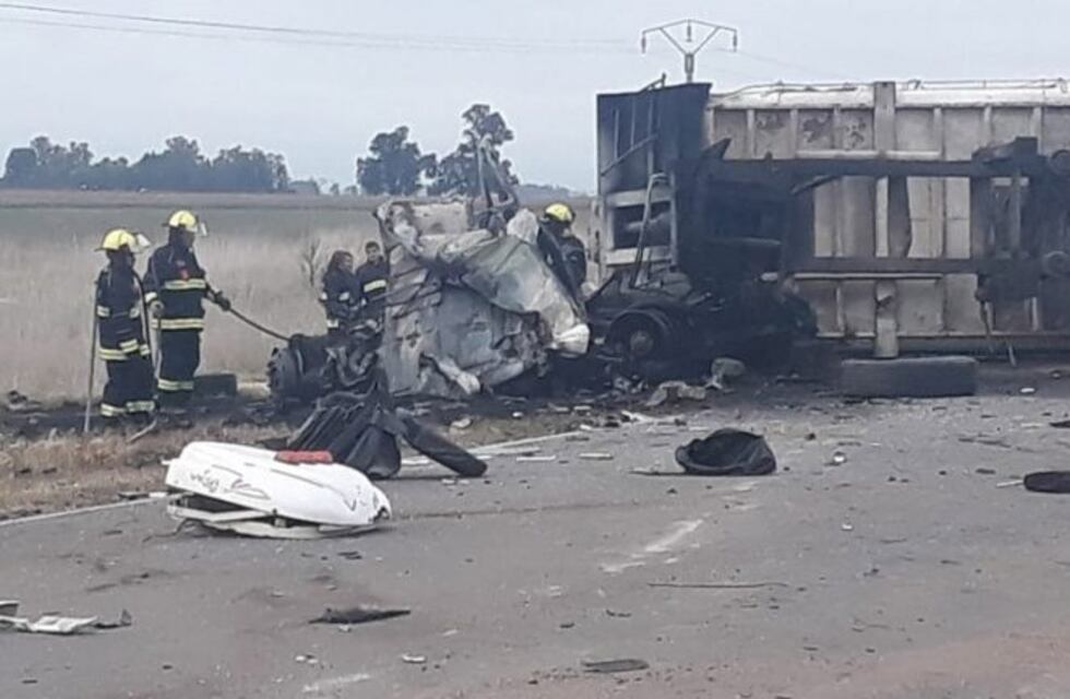 Un camionero de Catriló falleció en un choque de camiones en Guaminí