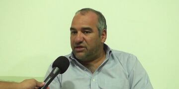 Claudio Polich Ministro de Obras y Servicio Públicos que tomó la medida de suspender el servicio de corta y media distancia\u002E