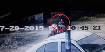 La cámara captó el momento en que la niña fue secuestrada\u002E