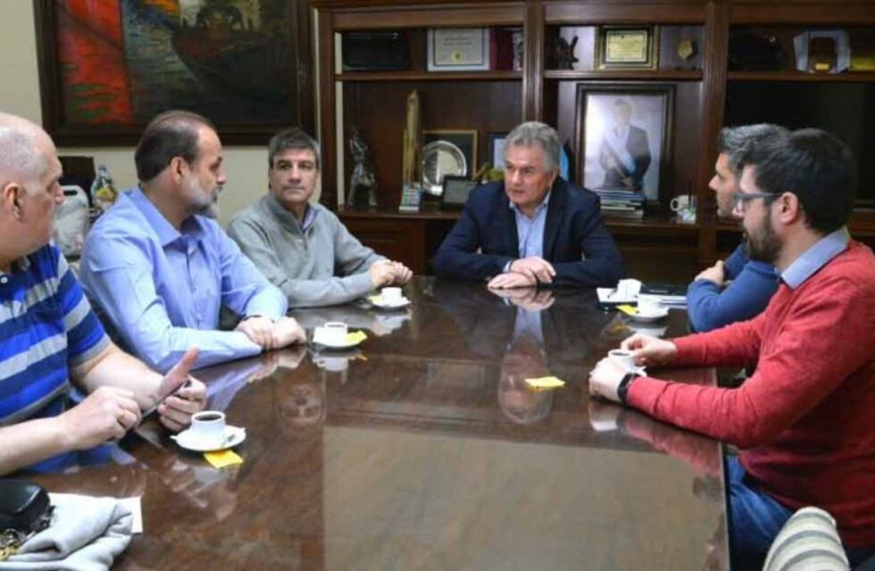 Gay se reunió con los ex candidatos a la intendencia de Bahía