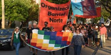 Organizaciones Sociales movilizadas en Gualeguaychú\nCrédito: ElDía