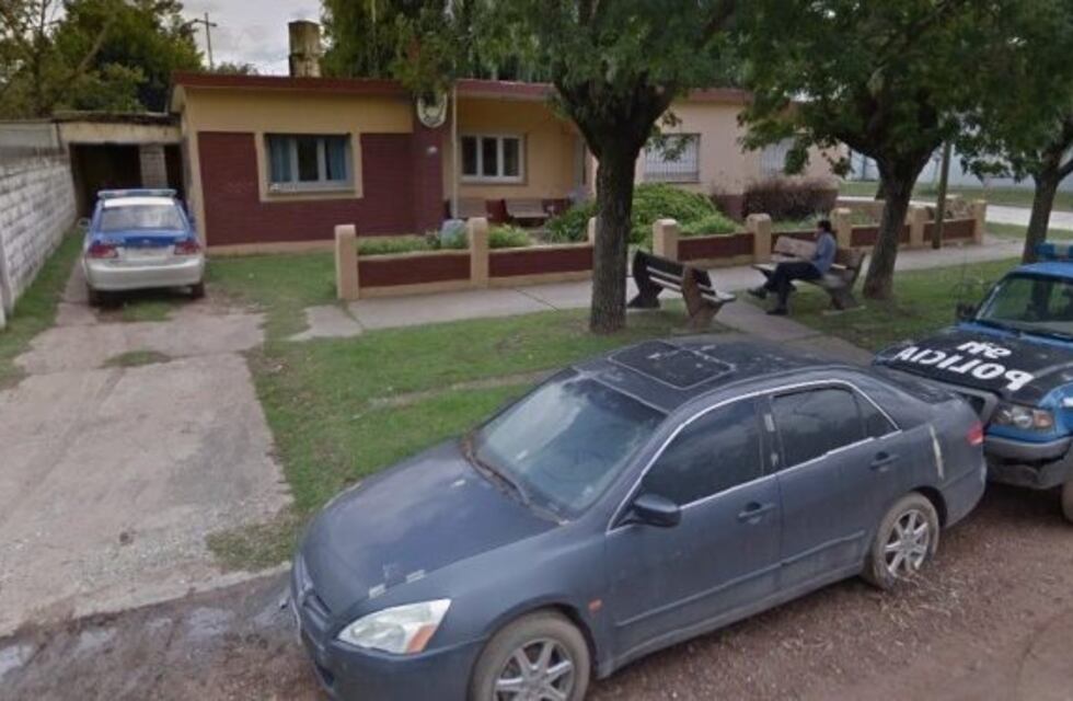 Denunciaron a dos policías que estaban con menores, de copas y en la comisaría
