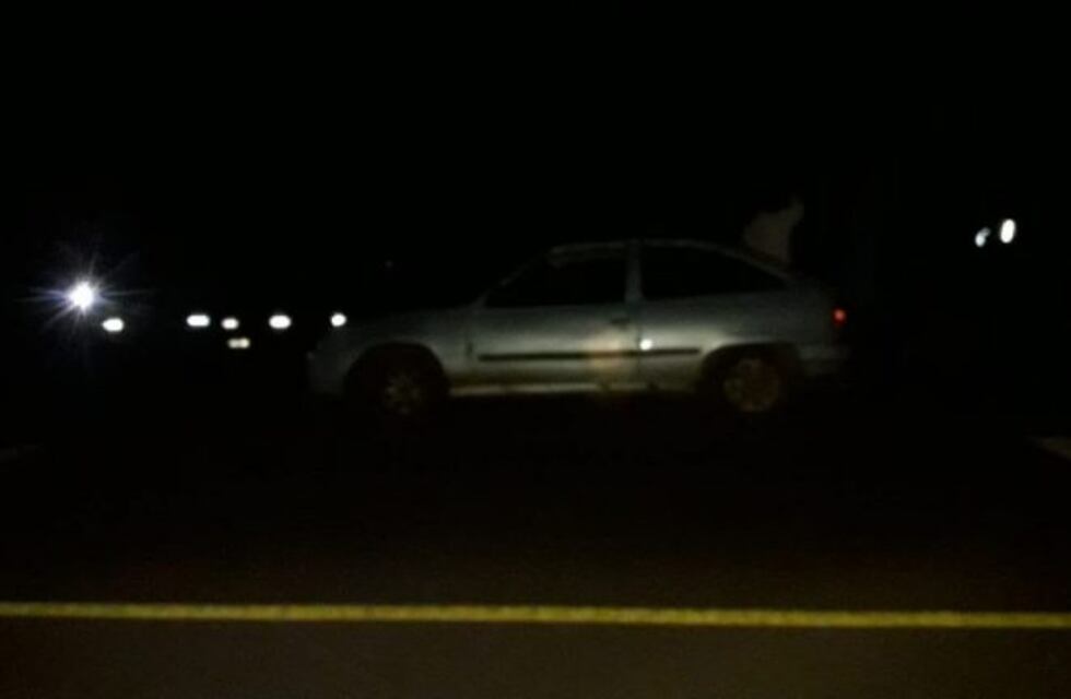 Una mujer resultó lesionada al ser atropellada por un auto