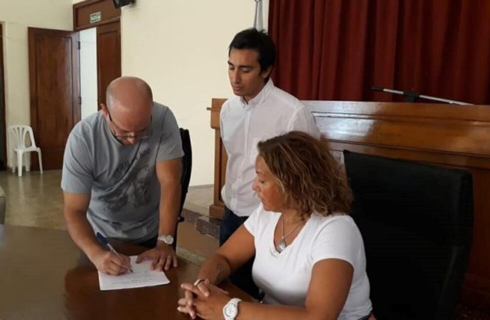 Juntan firmas para solicitar la SUBE y otros beneficios a la Subsecretaría de Transporte