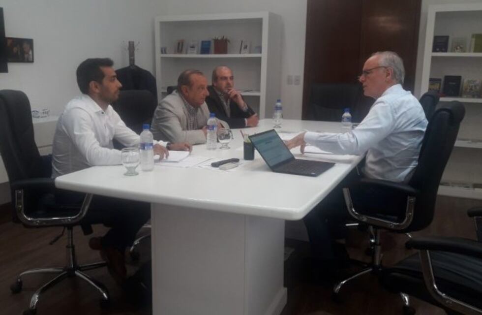 El intendente Sánchez se reunió en La Plata con el Ministro de Salud bonaerense, Daniel Gollan