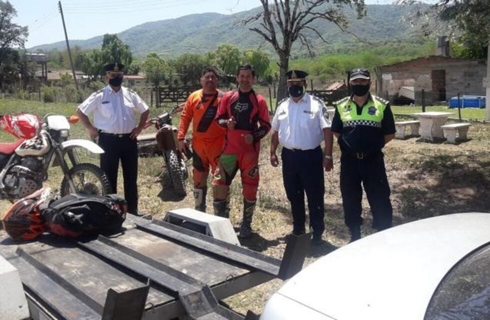 Ocho enduristas que habían pasado la noche en Anfama fueron rescatados