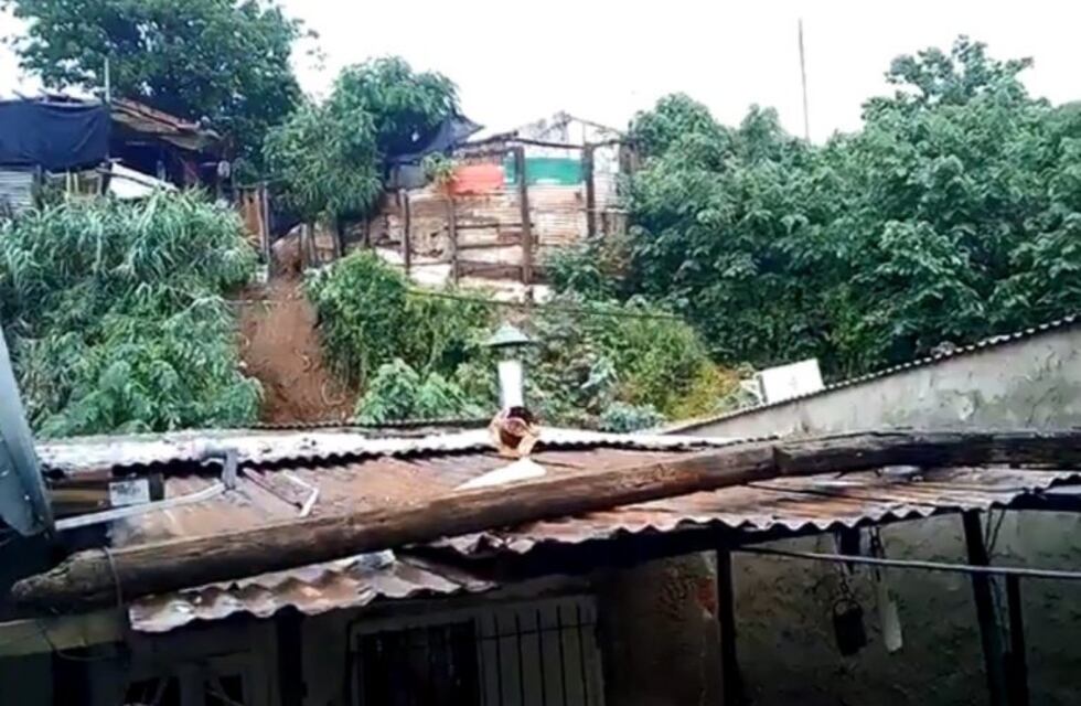 Alud fatal en Villa Constitución: "Quedaron sepultados por la tierra"