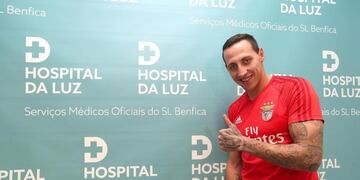 El ex zaguero de Belgrano ingresó faltando cinco minutos y no falló en la tanda de penales\u002E