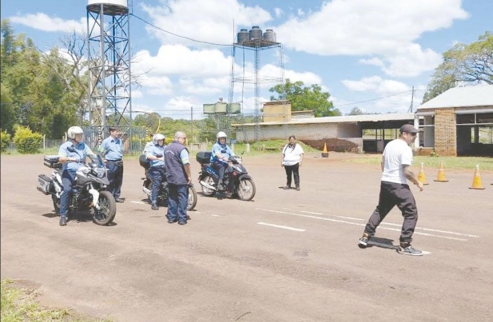 Para reducir los accidentes en Oberá, podrán en funcionamiento una Moto Escuela