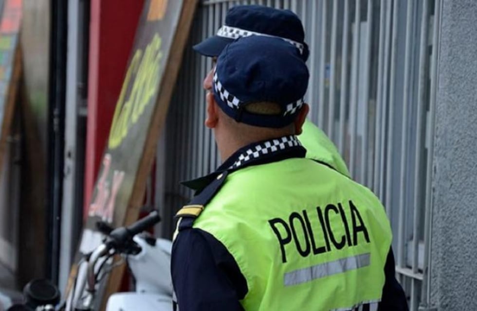 Inseguridad: amenazó con un arma a un taxista y le robo la recaudación