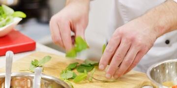 Iniciarán el curso de ayudante de cocina en Ushuaia