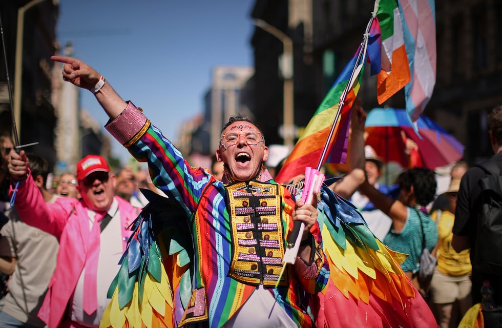 Marcha del Orgullo 2025: todos los artistas, horarios y actividades confirmadas para este sábado
