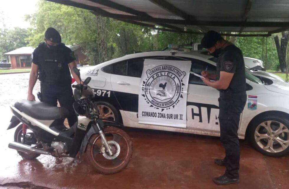 Efectivos policiales recuperaron una motocicleta robada en Oberá