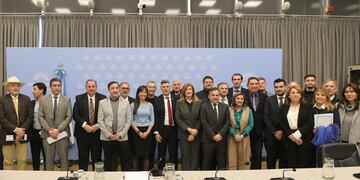 Rosario Romero estuvo en el Congreso nacional.