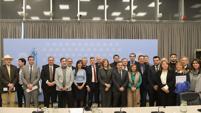 Rosario Romero estuvo en el Congreso nacional.