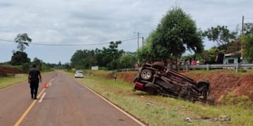 Accidente vial en San Vicente se cobró la vida de dos personas: otras tres resultaron heridas.