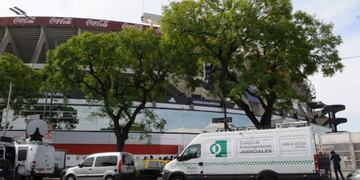 Allanamiento en el Monumental por la causa de la reventa de entradas\u002E Foto: Federico López Claro\u002E