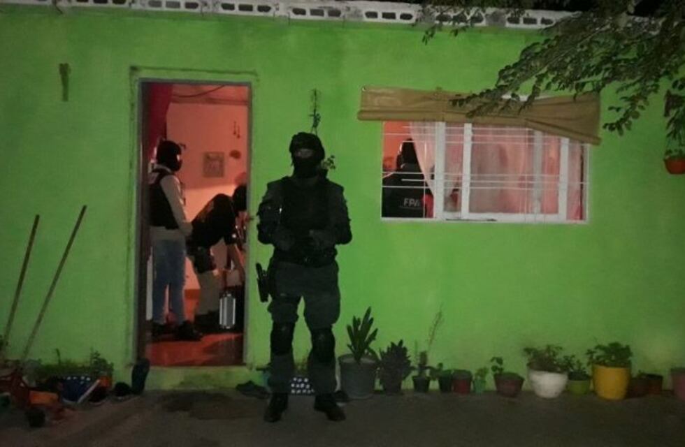 La madre y la hija usaban dos quioscos para vender droga