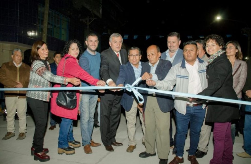 Morales y Palomares inauguraron pavimento de la avenida Libertad en Palpalá