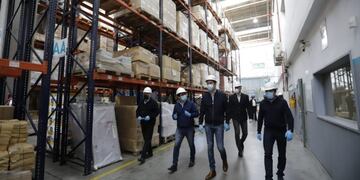 Entregan material a centros de salud de Córdoba