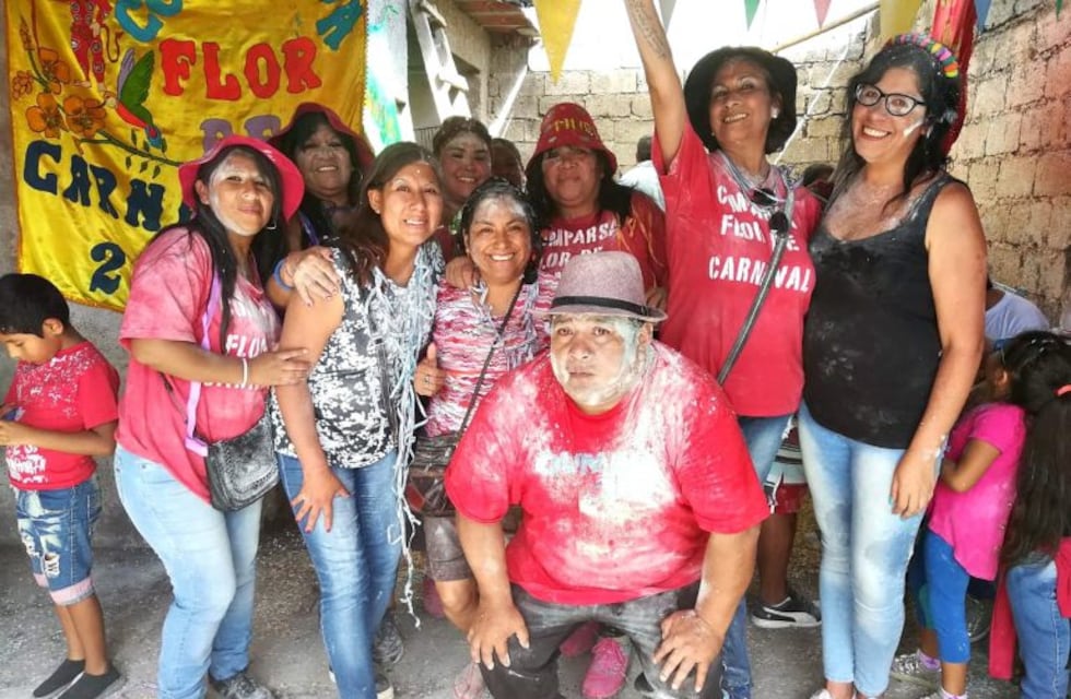 El "Jueves de Comadres" puso a los jujeños en "modo carnaval"