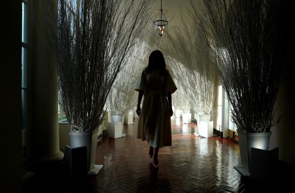 La tenebrosa decoración navideña de Donald Trump en la Casa Blanca