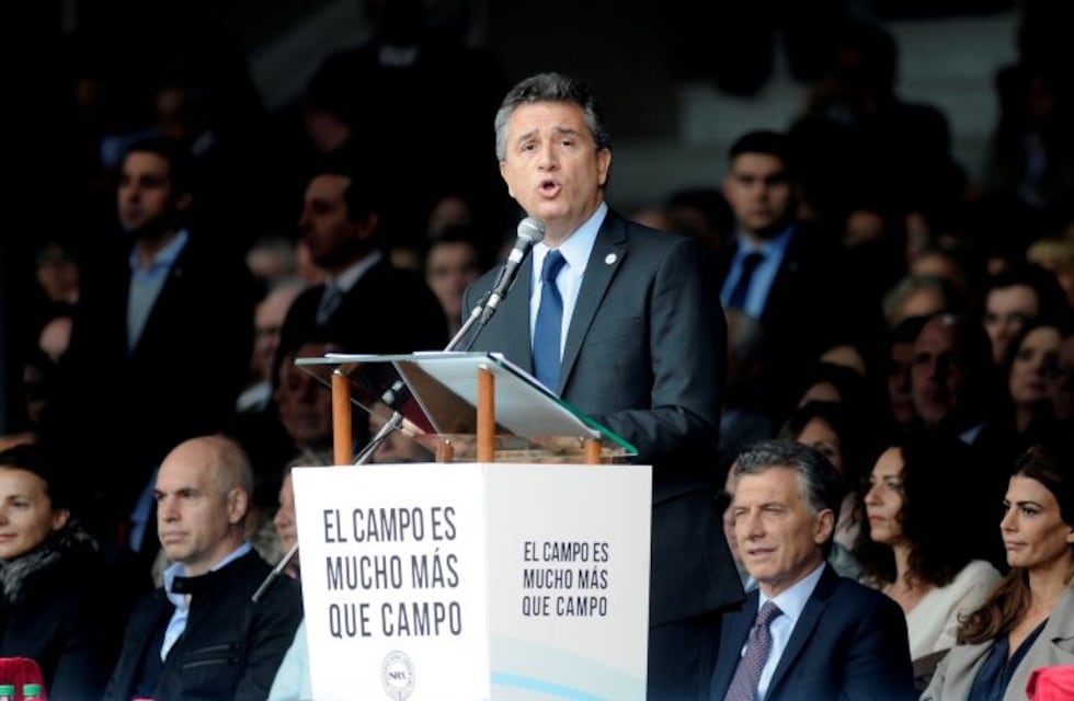Piden que Etchevehere devuelva $ 500.000 que recibió  de la Sociedad Rural