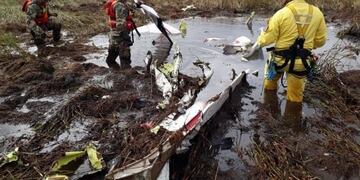Hallaron los restos de la avioneta que transportaba al ministro de Agricultura y Ganadería de Paraguay\u002E (Foto: ABC Color)