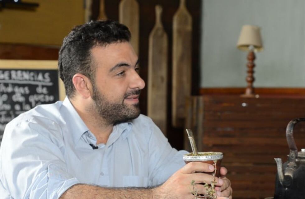 Andrés Bolletta llega a la pantalla chica con Poné la Pava