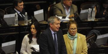 La oposición presentó 78 proyectos para ser tratados en la sesión\u002E