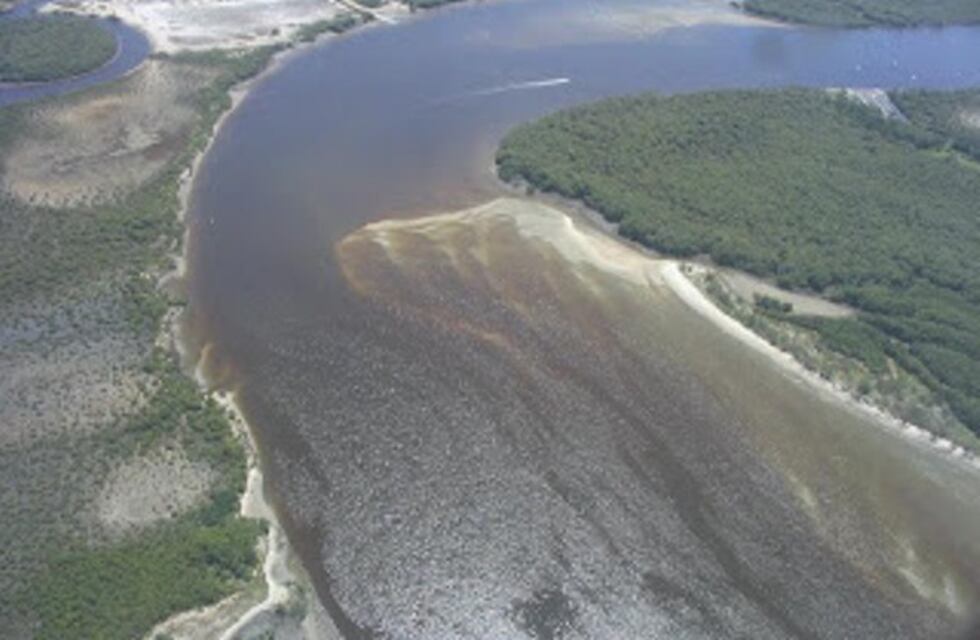 Buscan a un pescador que desapareció en el río San Francisco