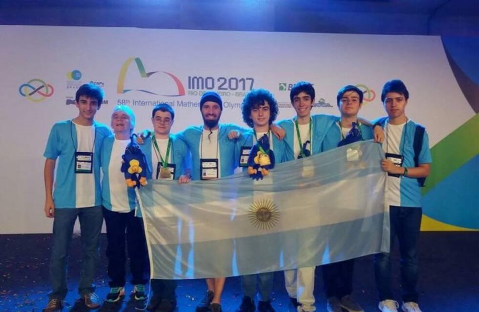 Un joven argentino ganó la medalla de oro en la Olimpiada de Matemática más importante del mundo