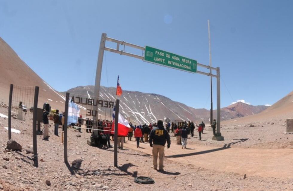 Paso de Agua Negra: demoras de hasta una hora para viajar a Chile