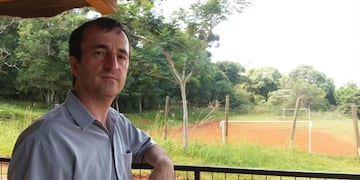 Jorge y su familia padecen las consecuencias de la cancha armada frente a su vivienda\u002E