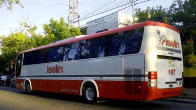 Desde Iselín denunciaron el ataque a los colectivos cuando ingresan a General Alvear.