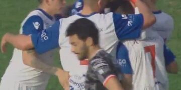 Argentinos el primer gol de Cabrera ante la Gloria\u002E