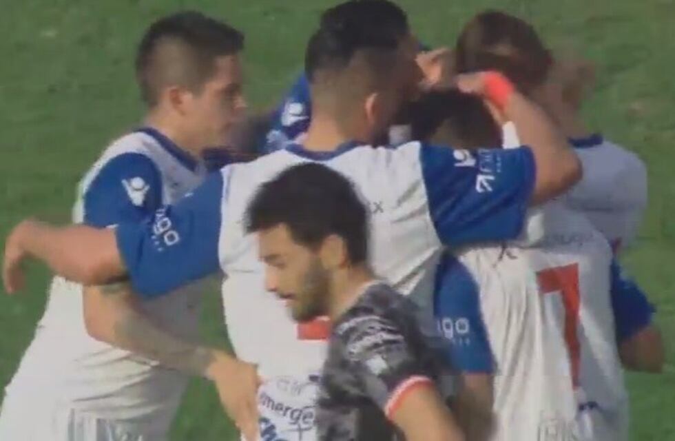 Instituto perdió con Argentinos en La Paternal