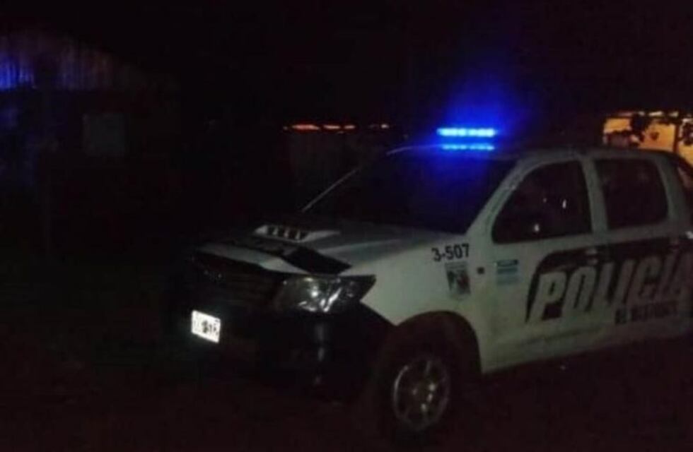 Un joven fue a la casa de su ex y terminó herido de un balazo en Andresito