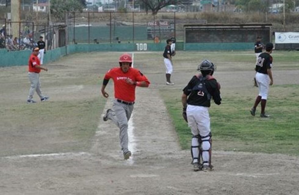 Liga Argentina de Béisbol: Falcons arrolló en el arranque