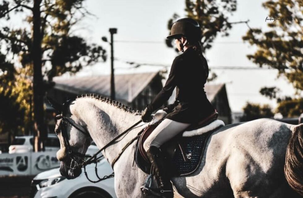 Una promesa del hipismo salteño sufrió un accidente vial y se salvó de milagro