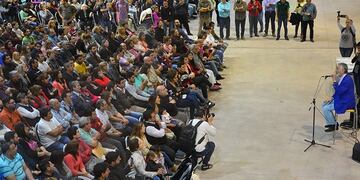 Fue durante dos actos que se realizaron al mediodía del lunes