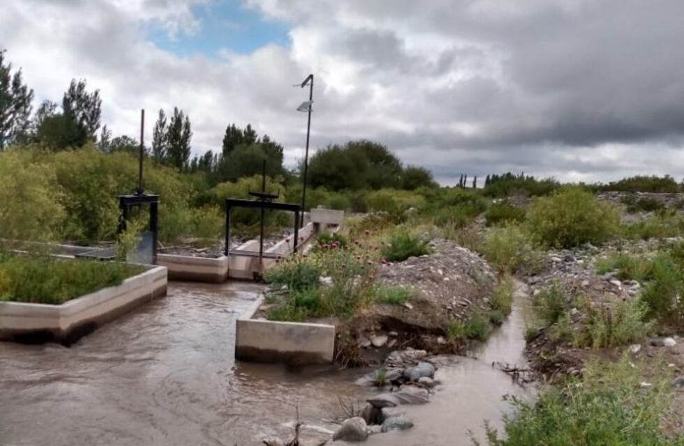 En medio de la crisis hídrica, descubrieron tomas ilegales para robar agua del río Atuel