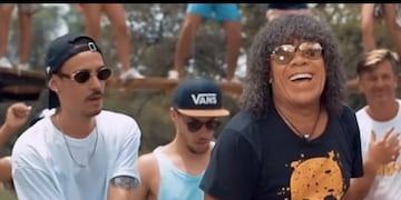 Ay mama mía tiene video\u002E