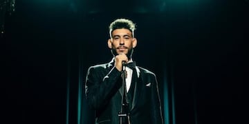 La foto que publicó Ulises Bueno anunciando el lanzamiento nuevo.