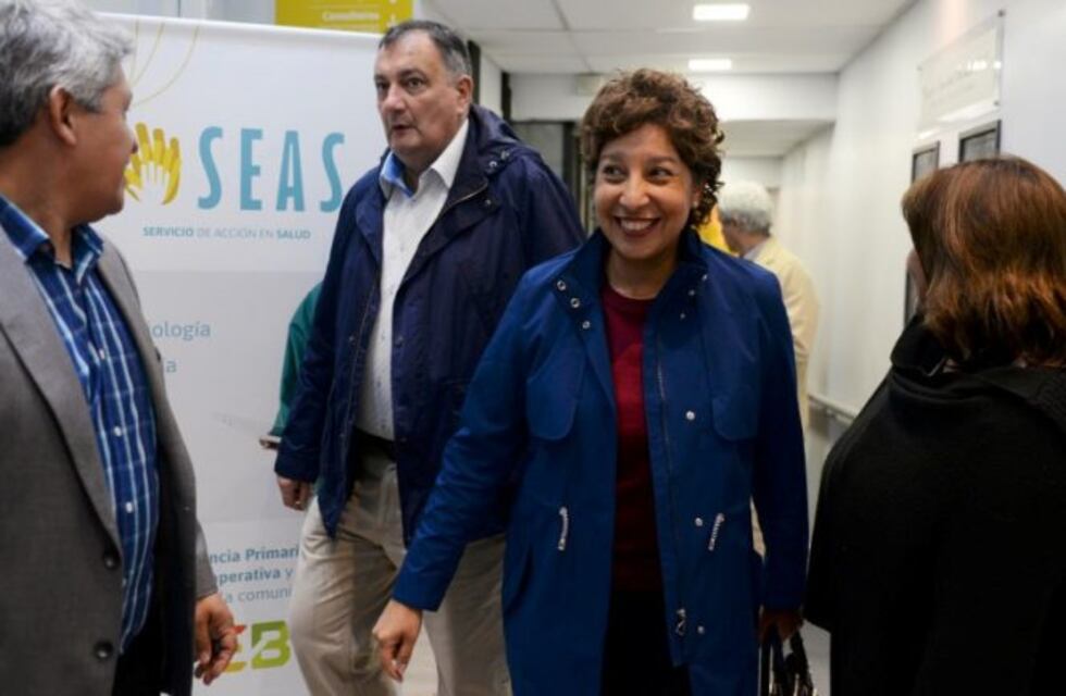 Carreras busca un nuevo titular para el Ministerio de Turismo